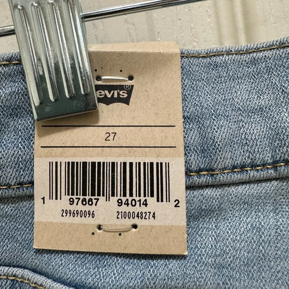 Levis elevate your